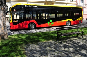 Autobus elektryczny.jpg